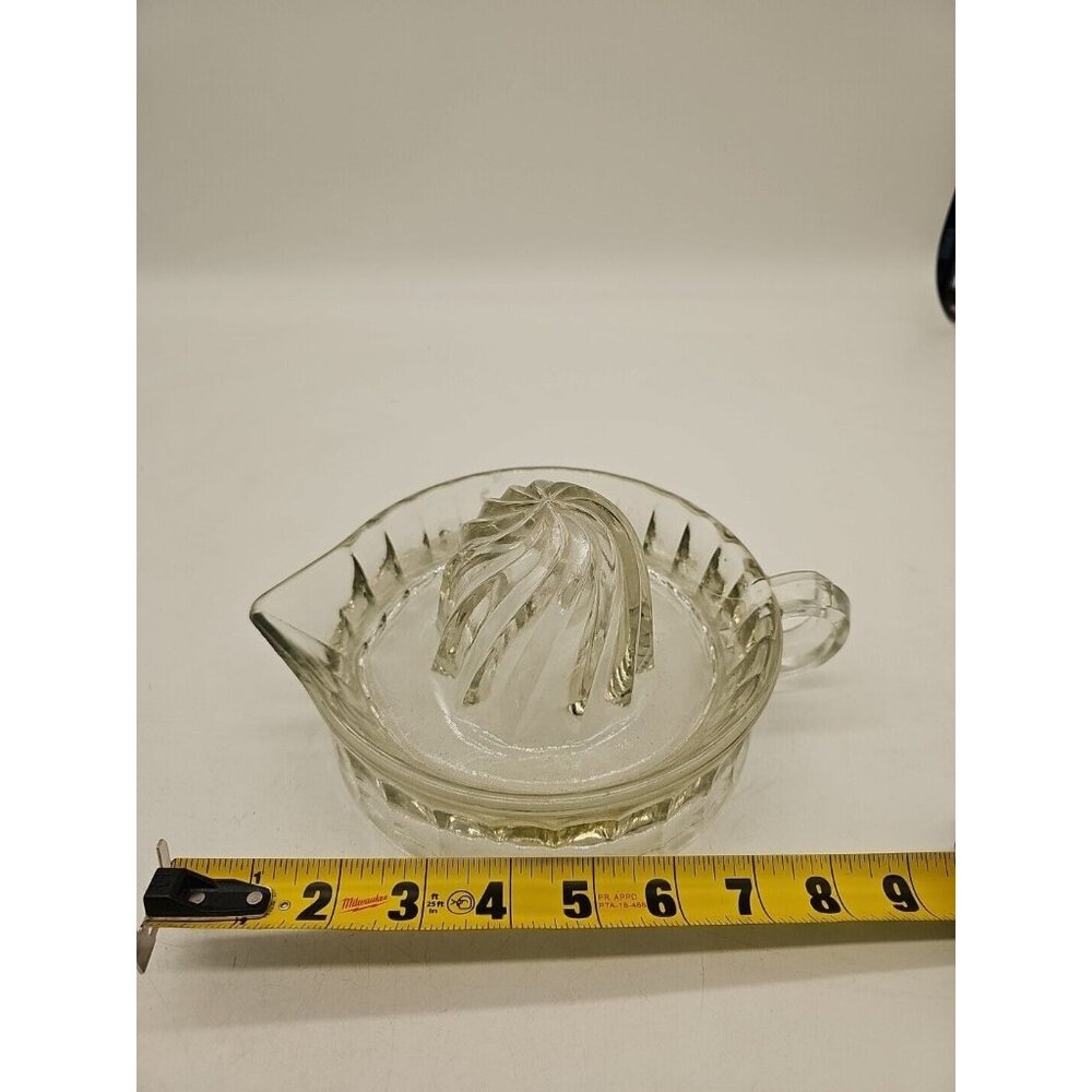 Hazel‎ Atlas Glass Criss Cross Vintage Juicer with Handle Footed Clear